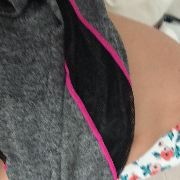 Girl hot pink/gray/black leggings - Picture 2 of 2